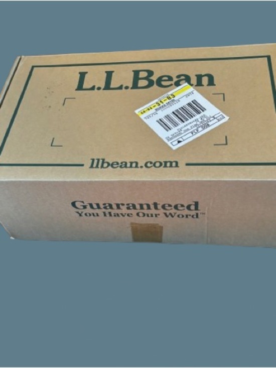 L.L. Bean Men\'s Suede Hand sewn flannel Lined Moccasins NIB Size 10 main image 4